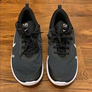 Nike Flex Experience 8 Running shoe